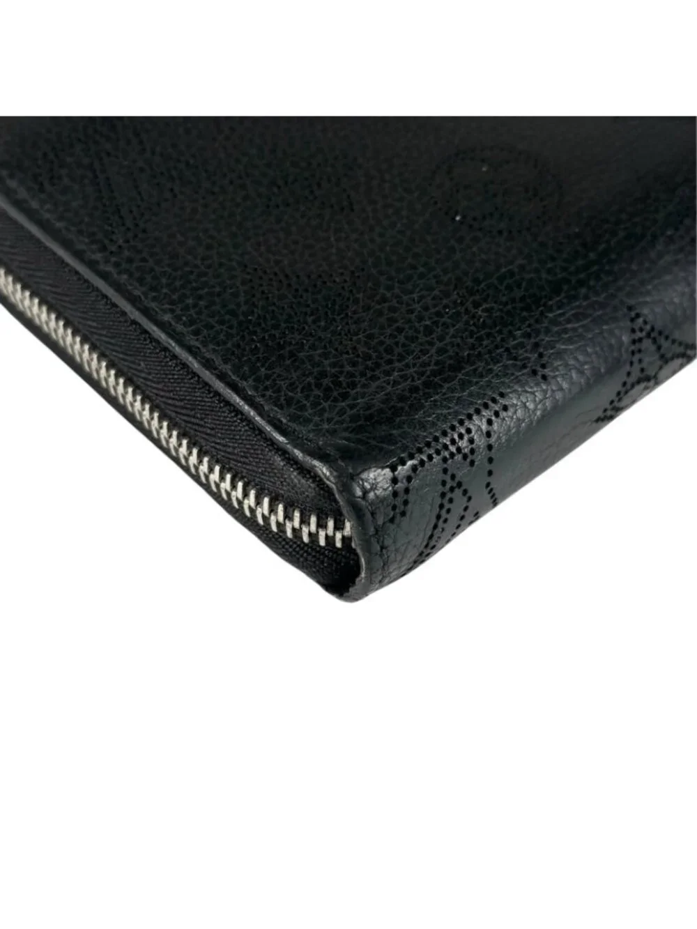 Louis Vuitton Mahina Zippy Wallet Monogram Canvas Black